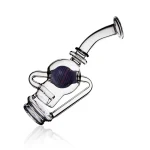 puffco peak glass attachment wiidz salon alt tilted.webp Puffco Peak glass attachment showcasing Wiidz Salon design, featuring a tilted angle for enhanced functionality and style.