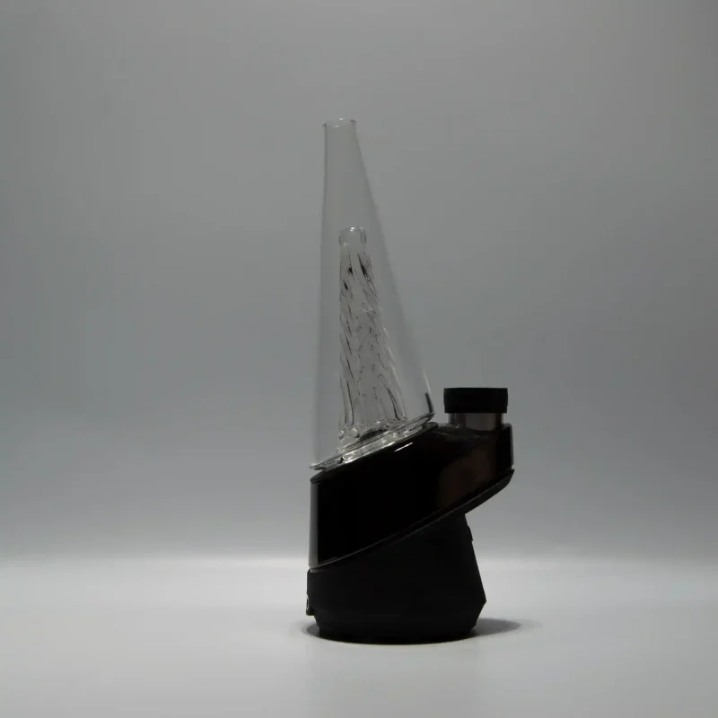 Clear Puffco Peak Glass Wiidz 2.0 installed, facing west, showcasing sleek design and premium quality for optimal dabbing experience.