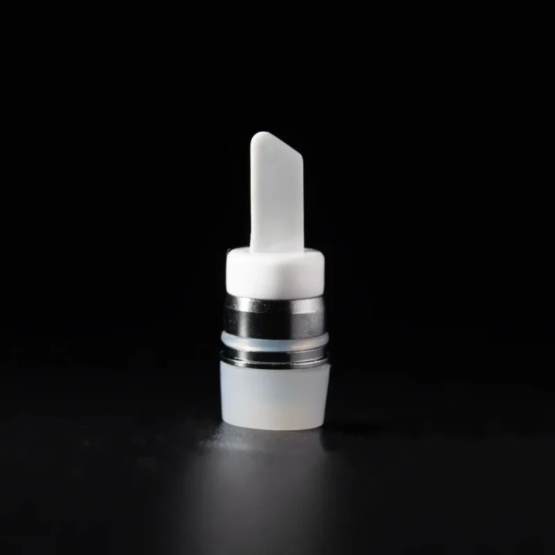 Puffco Hot Knife Tip for efficient dabbing, featuring a sleek design and high-quality materials for optimal performance in concentrate application.